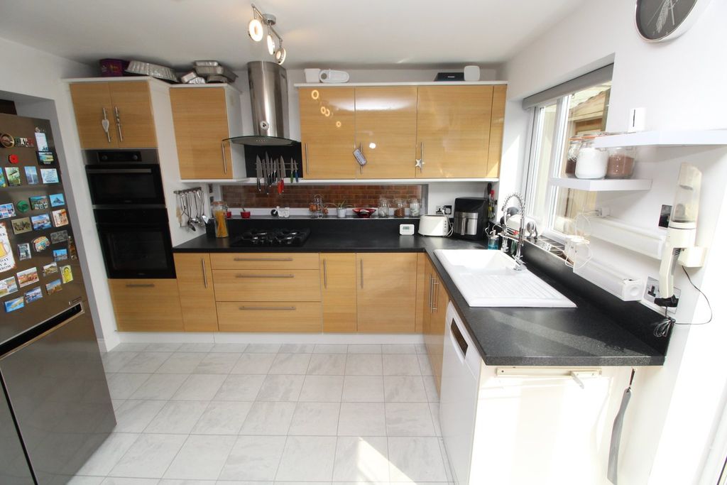 Additional image 7 of 4 bed detached house for saleWale Road, Whetstone, Leicester LE8