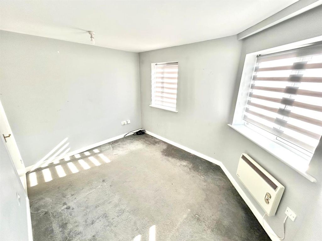 Additional image 9 of 2 bed flat for saleLangdale Grove, Corby NN17