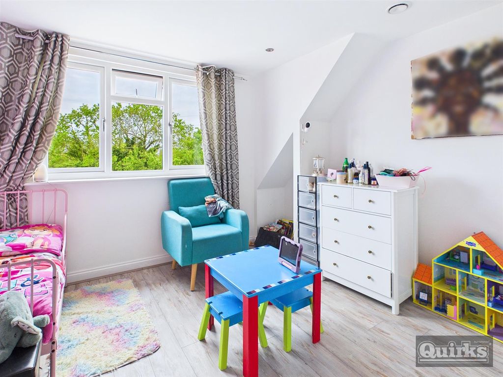 Additional image 10 of 4 bed detached house for saleWick Beech Avenue, Wickford SS11