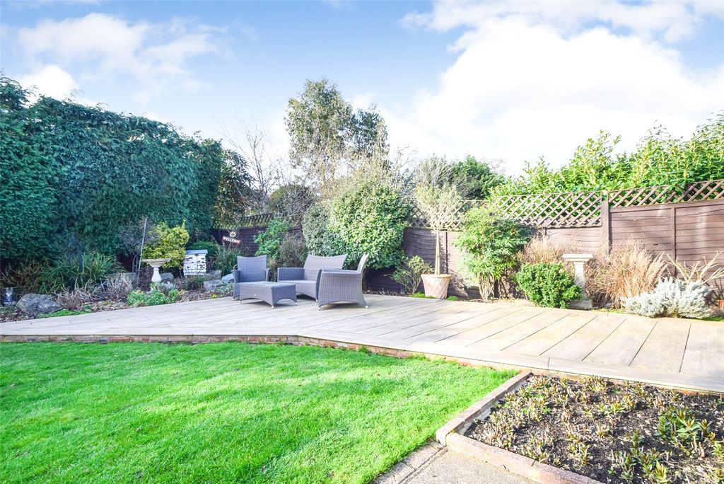 Additional image 5 of 4 bed detached house for saleMoulsham Copse Lane, Yateley, Hampshire GU46