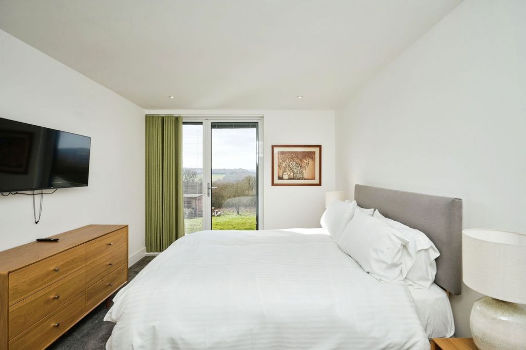 Additional image 15 of 4 bed detached house for saleBuckbury Lane, Newport, Isle Of Wight PO30