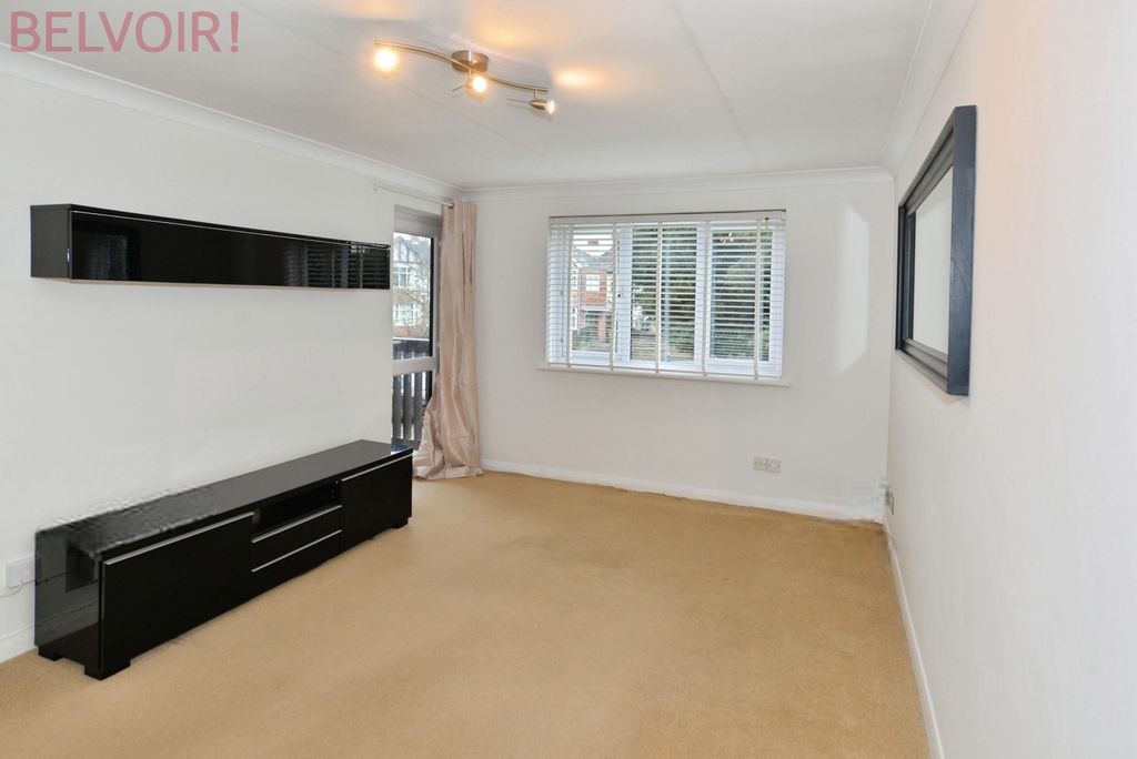 Additional image 2 of 2 bed flat for saleNorthlands Road, Southampton SO15