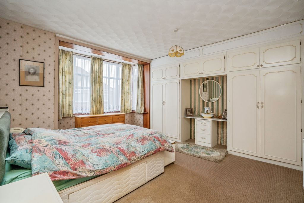 Additional image 12 of 3 bed semi-detached house for saleNorthwood Road, Hilsea, Portsmouth PO2