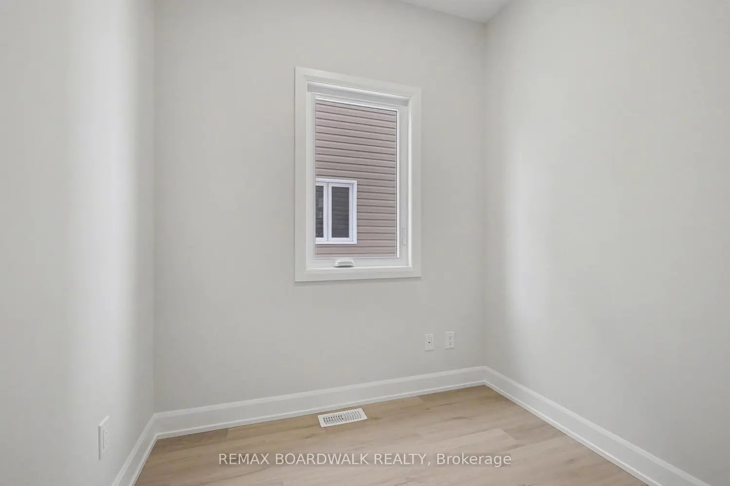 Additional image 15 of 967 Chablis Crescent