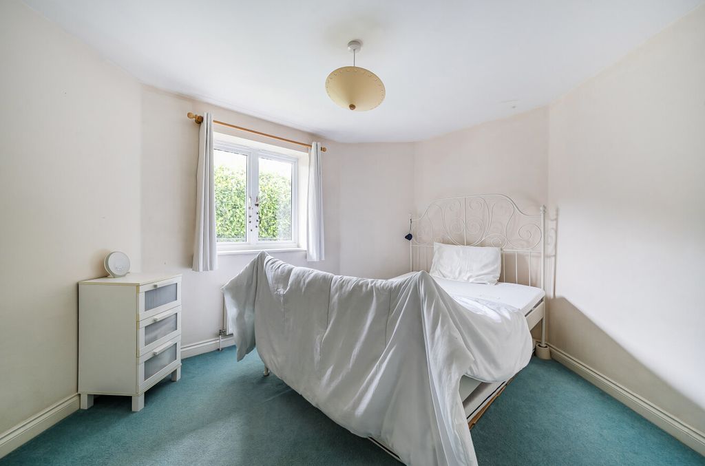 Additional image 7 of 2 bed flat for saleThe Dell, Southampton, Hampshire SO15