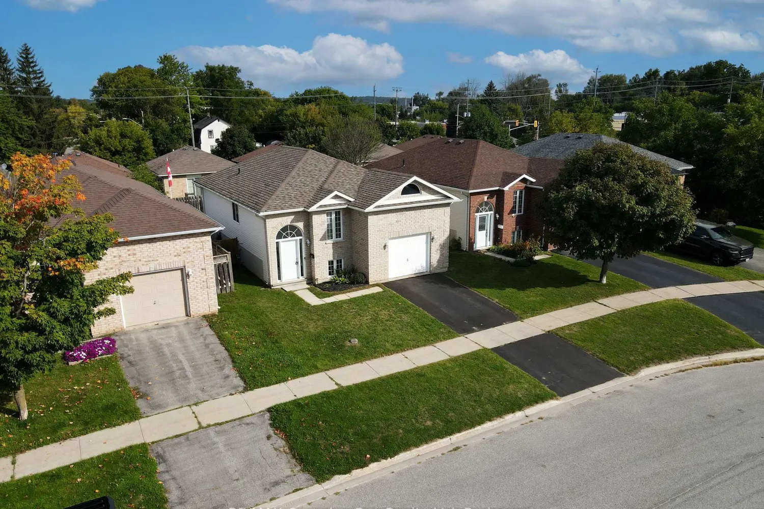 Additional image 5 of 399 Irwin Street