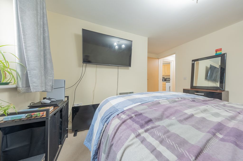 Additional image 10 of 2 bed flat for saleWest Street, Leicester LE9