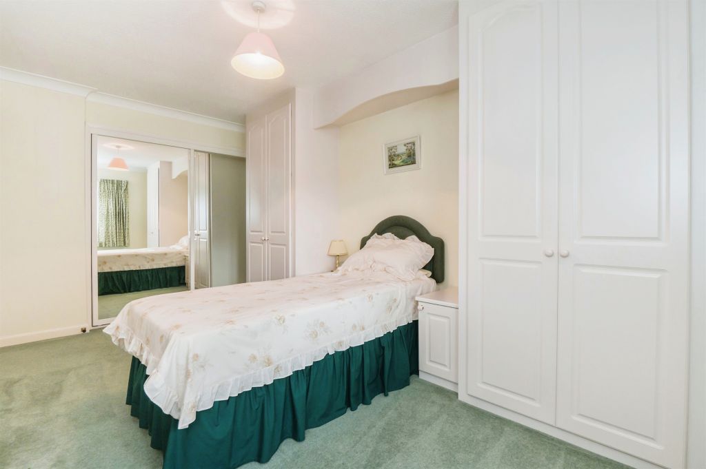 Additional image 6 of 2 bed maisonette for saleSharon Road, West End, Southampton SO30