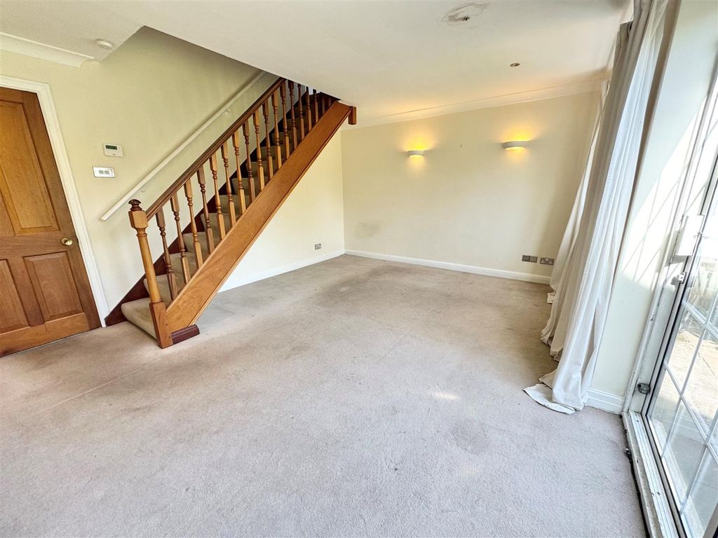 Additional image 9 of 2 bed mews for saleCavendish Mews, Wilmslow, Cheshire SK9
