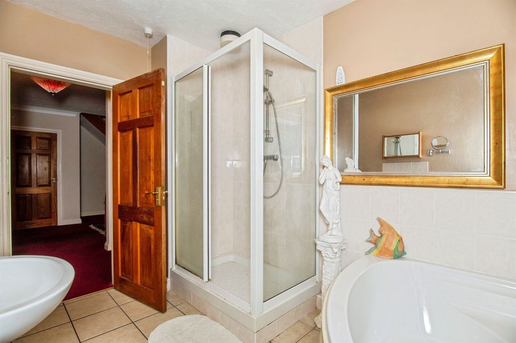Additional image 18 of 4 bed detached bungalow for saleSpring Bank, Hindlip, Worcester WR3