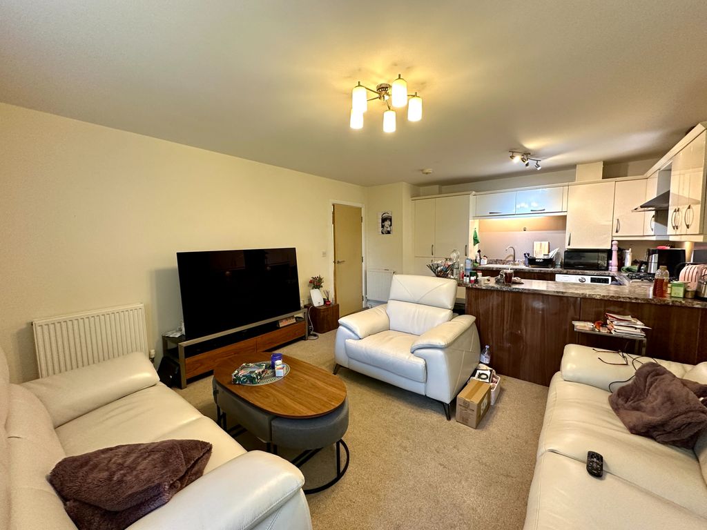 Additional image 2 of 2 bed flat for saleCastlecroft Road, Castlecroft, Wolverhampton WV3