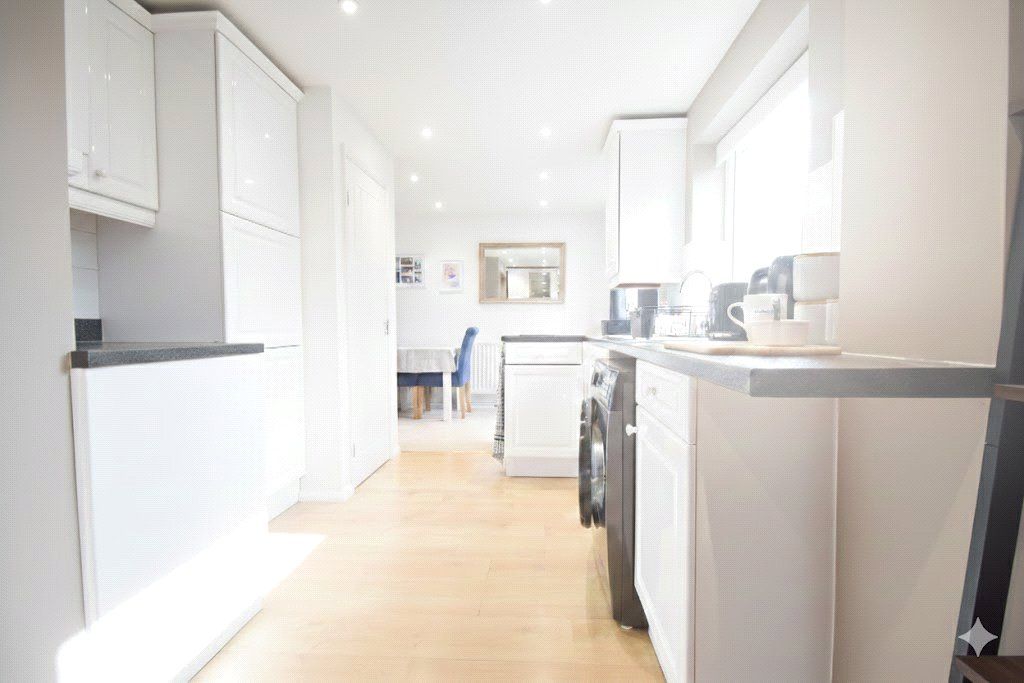 Additional image 11 of 1 bed detached house for saleTesimond Drive, Yateley, Hampshire GU46