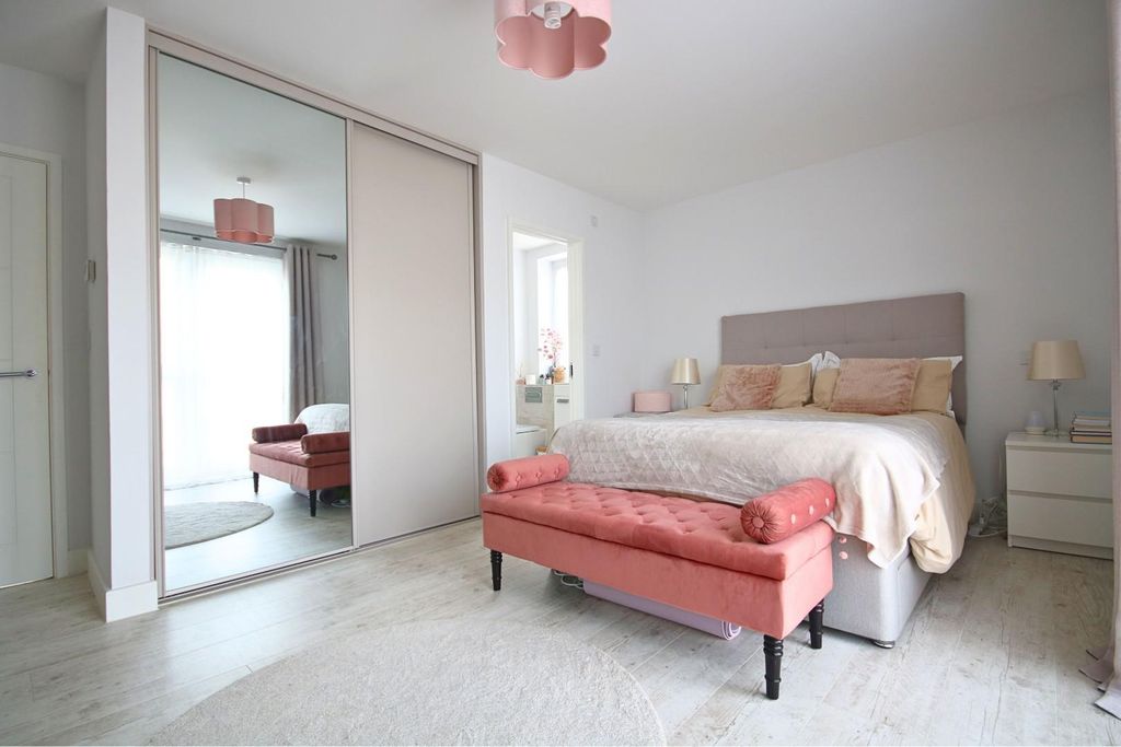 Additional image 4 of 2 bed flat for saleThe Foundry, Ashford TW15
