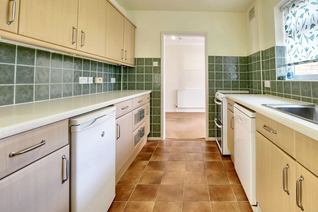 Additional image 3 of 4 bed semi-detached house for saleHidcote Road, Oadby LE2