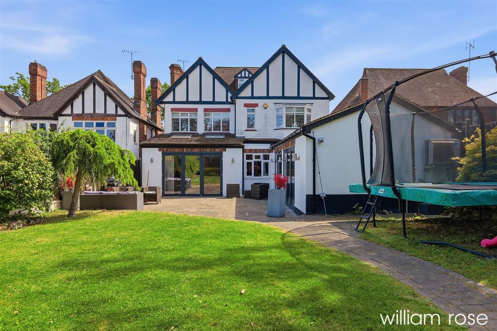 Additional image 30 of 5 bed detached house for saleMonkhams Lane, Woodford Green IG8