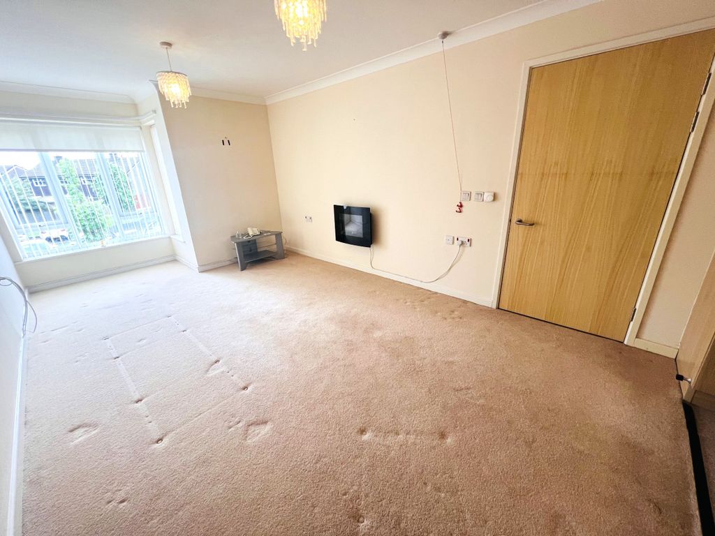 Additional image 4 of 2 bed flat for saleWinehala Court, Willenhall WV12