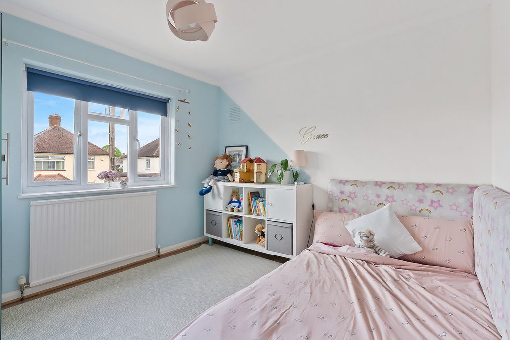 Additional image 13 of 4 bed detached house for saleFontmell Park, Ashford TW15