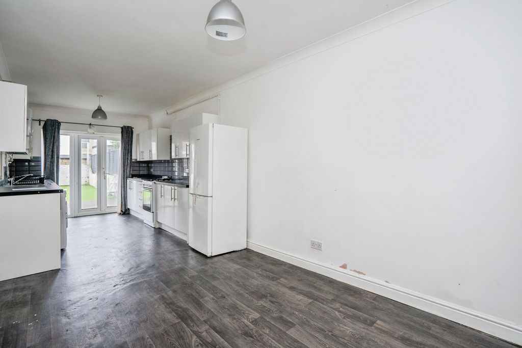 Additional image 8 of 3 bed terraced house for saleDover Road, Portsmouth, Hampshire PO3