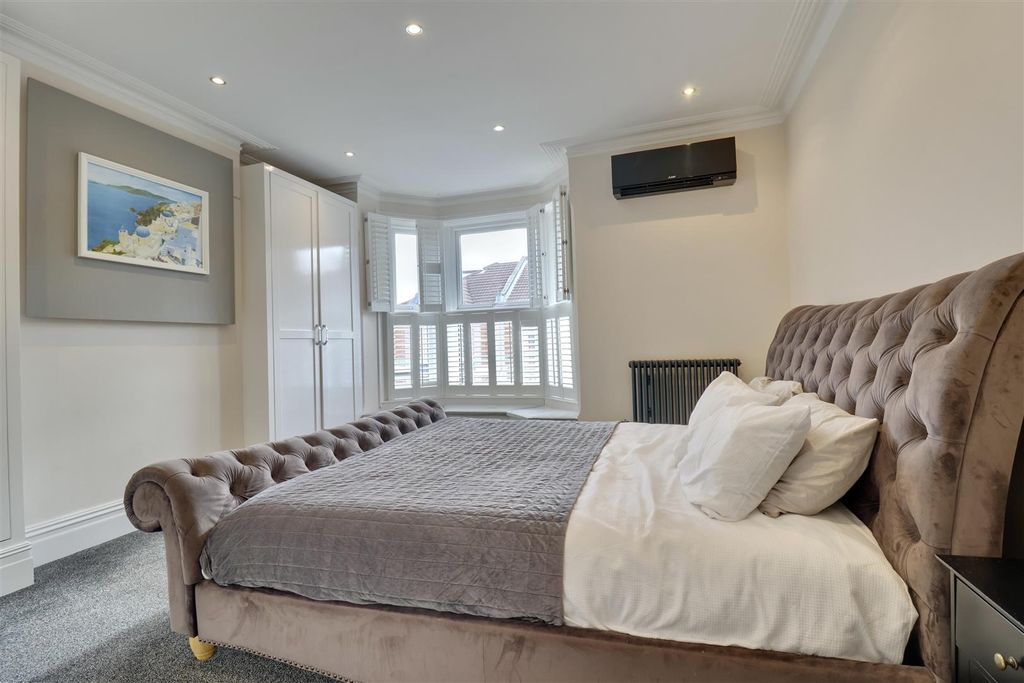 Additional image 13 of 3 bed property for saleHaslemere Road, Southsea PO4