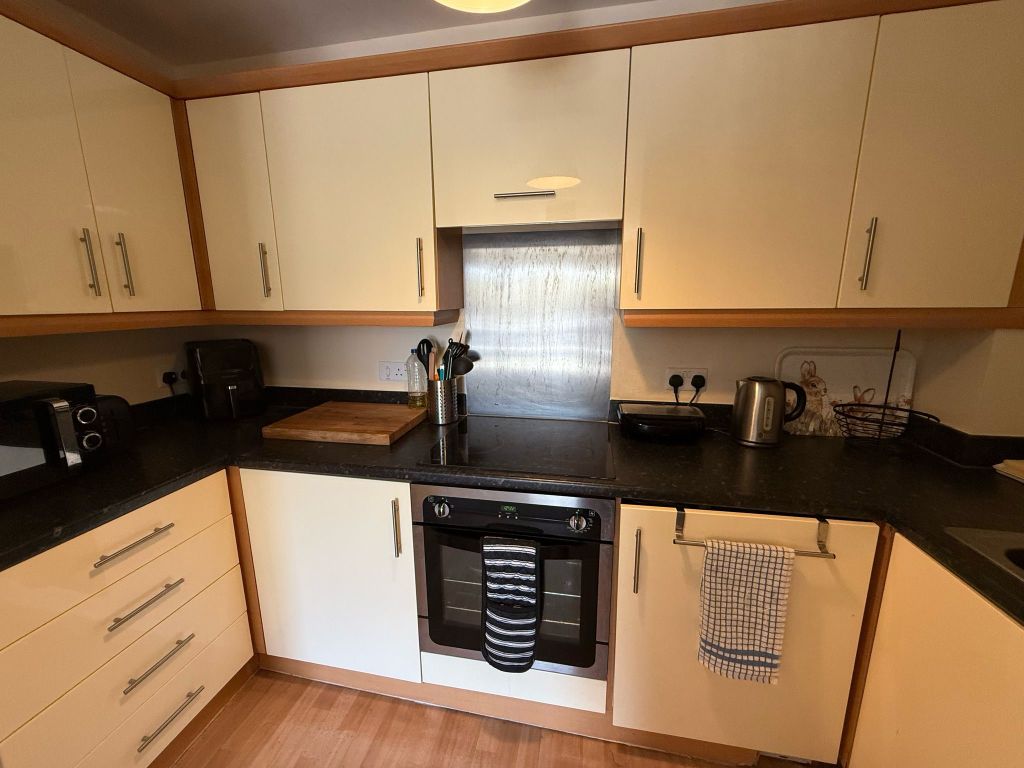 Additional image 5 of 2 bed flat for saleLion Terrace, Portsmouth PO1