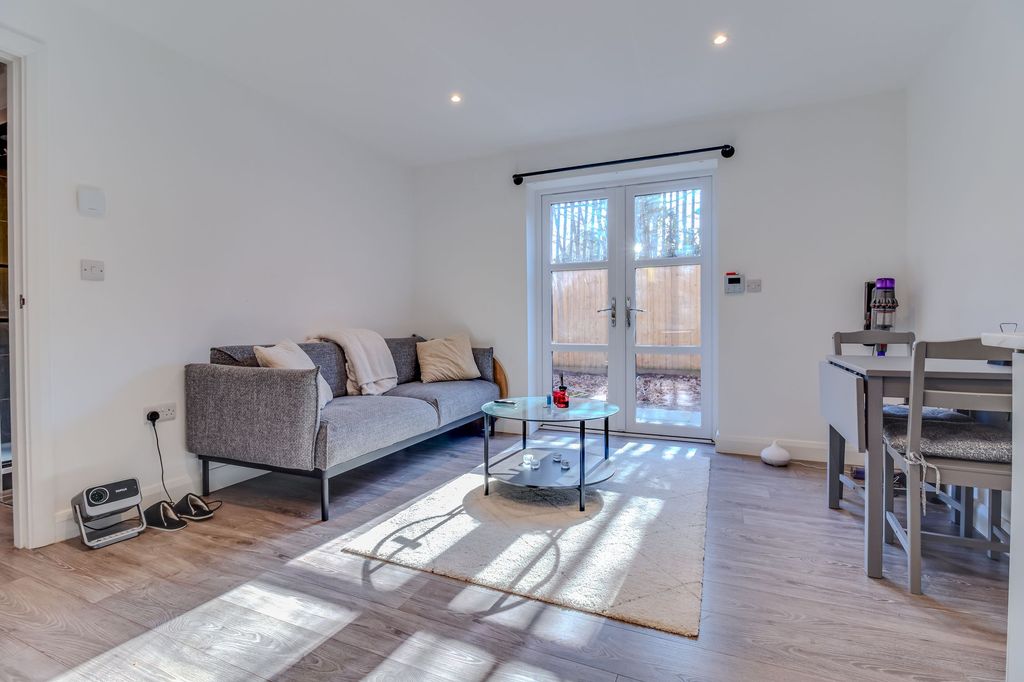 Additional image 15 of 4 bed property for saleStamford Street, Glenfield LE3