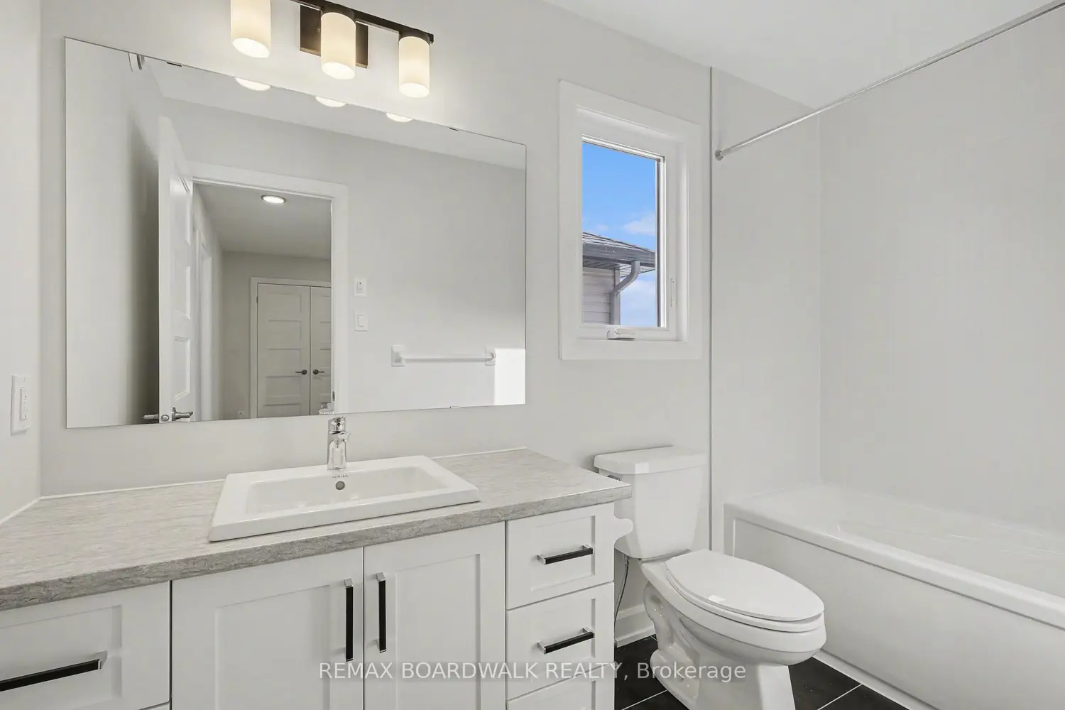Additional image 14 of 967 Chablis Crescent