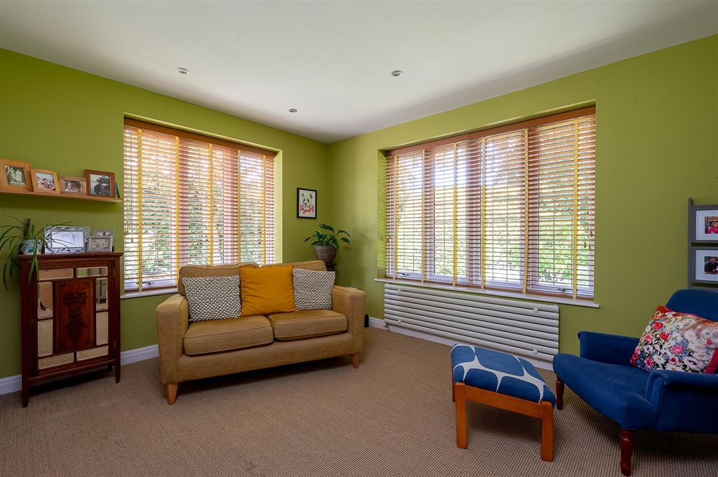Additional image 9 of 5 bed detached house for saleTadcaster Road, Dringhouses, York YO24