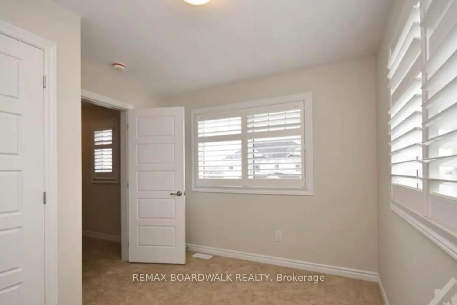 Additional image 18 of 741 Derreen Avenue