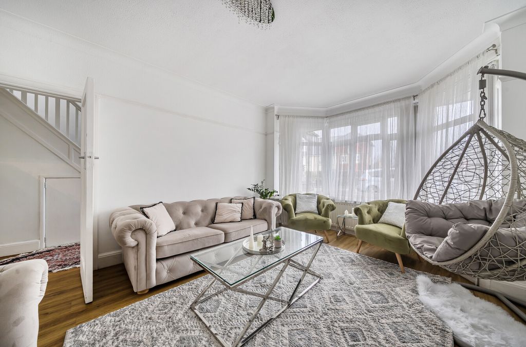 Additional image 21 of 3 bed semi-detached house for saleWinchester Road, Upper Shirley, Southampton, Hampshire SO16