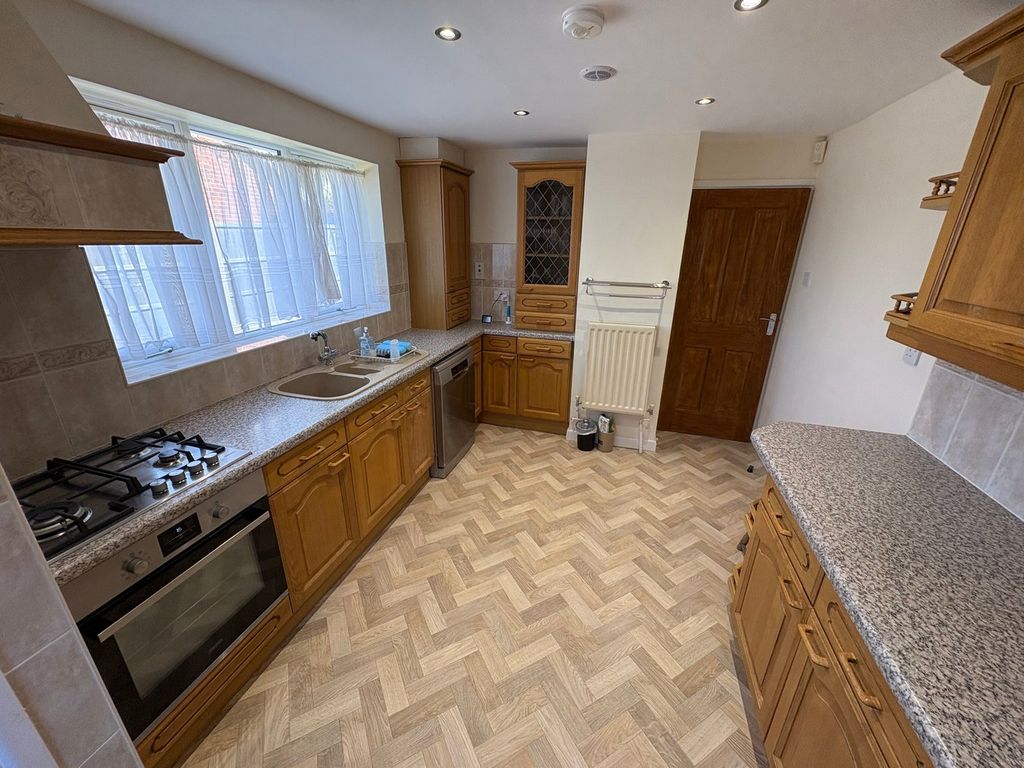 Additional image 7 of 3 bed detached bungalow for saleUnderwood Crescent, Sapcote, Leicester LE9