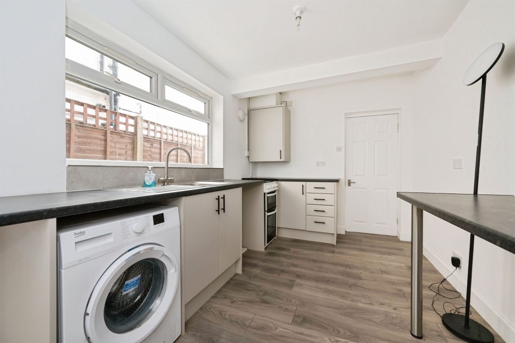 Additional image 4 of 3 bed terraced house for saleWordsworth Road, Southampton SO15