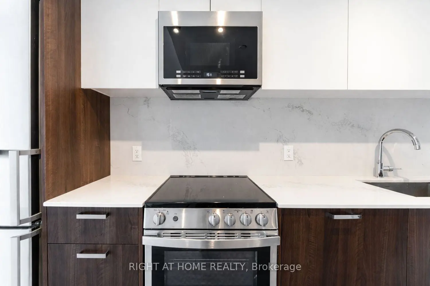 Additional image 6 of 1787 St Clair Avenue 418