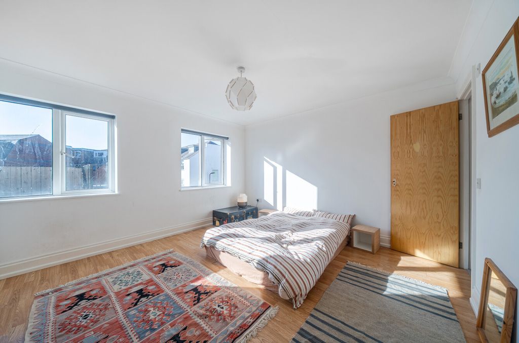 Additional image 7 of 2 bed flat for saleLondon Road, Southampton, Hampshire SO15