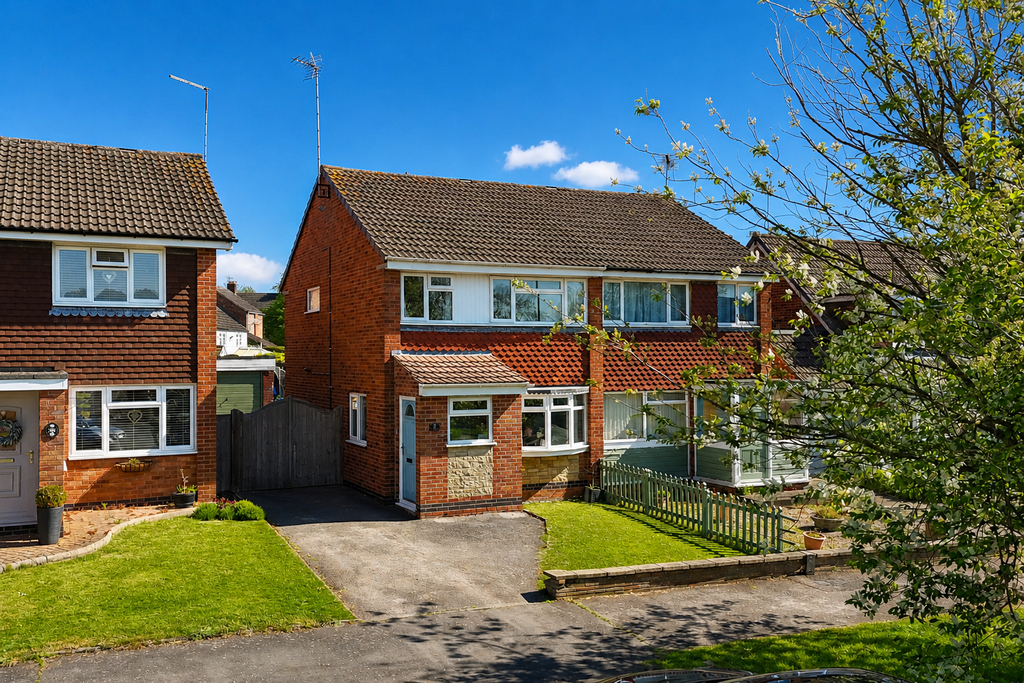 3 bed semi-detached house for saleMeadow Road, Barlestone CV13