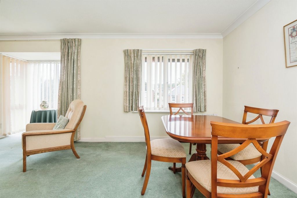 Additional image 8 of 2 bed maisonette for saleSharon Road, West End, Southampton SO30