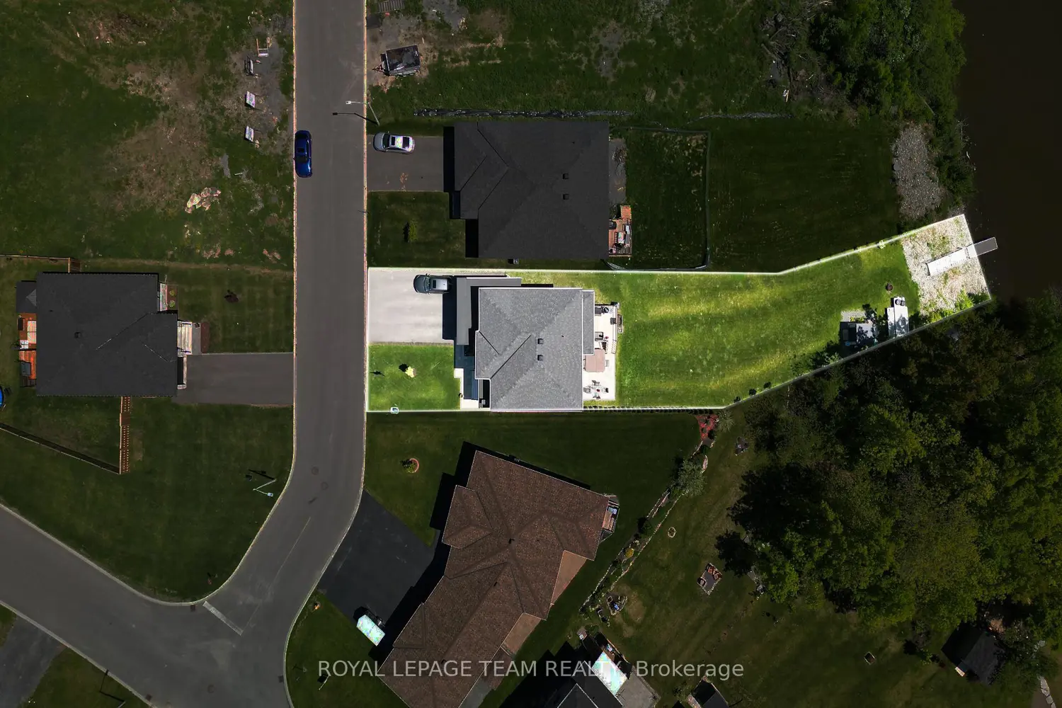 Additional image 11 of 504 Barrage Street