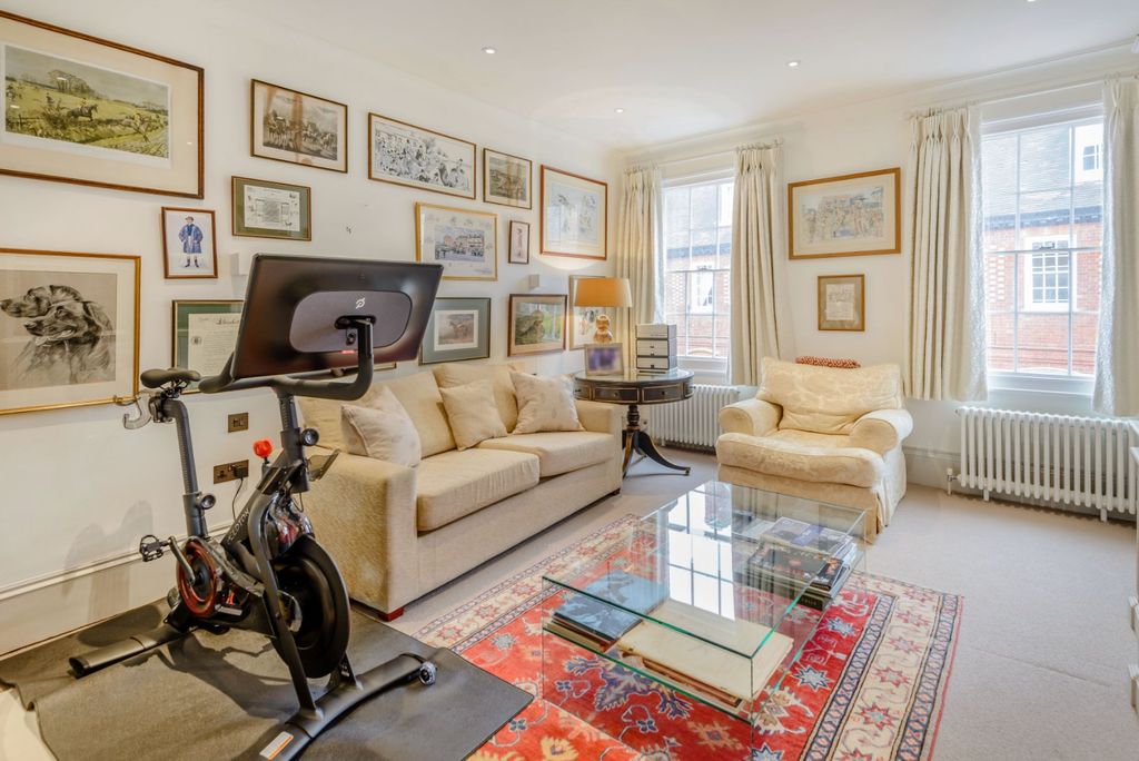 Additional image 7 of 4 bed terraced house for salePark Street, Windsor, Berkshire SL4