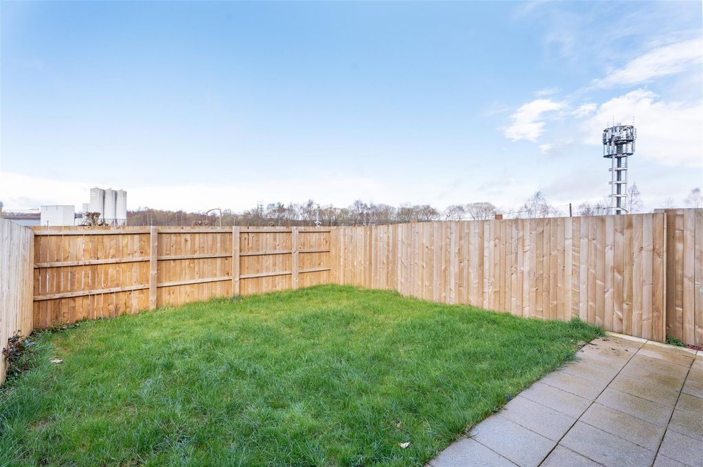 Additional image 25 of 3 bed town house for saleMackay Place, Wishaw ML2