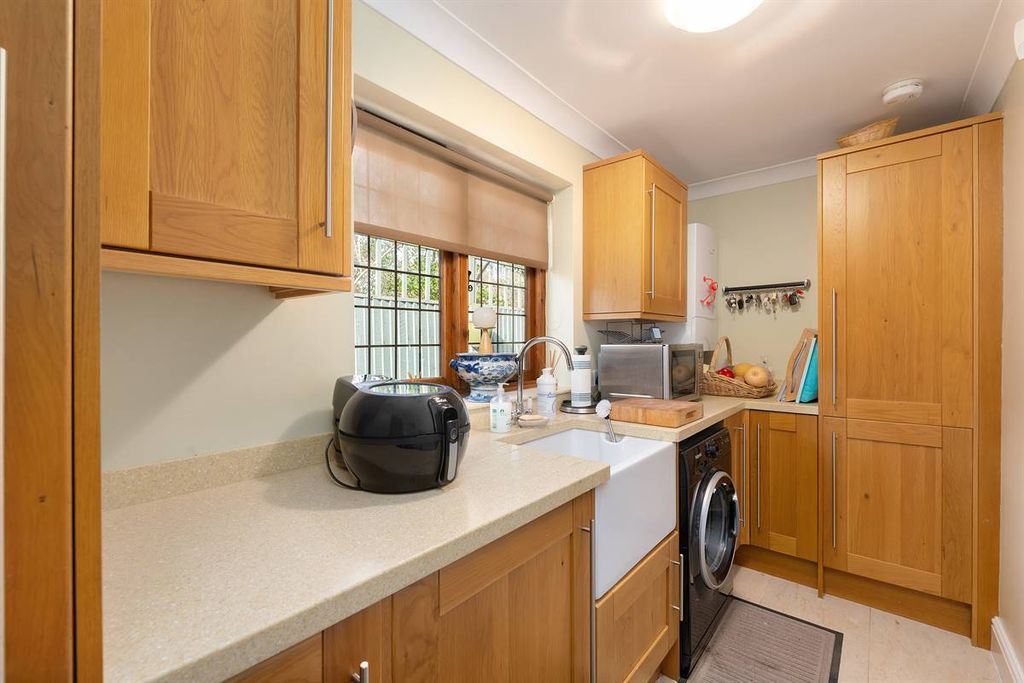 Additional image 9 of 5 bed detached house for saleBoundary Chase, Chestfield, Whitstable CT5