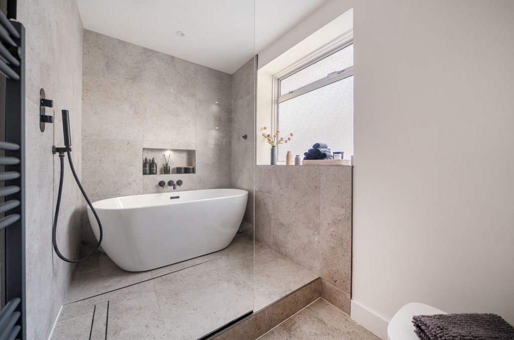 Additional image 7 of 4 bed semi-detached house for saleHarland Crescent, Upper Shirley, Southampton, Hampshire SO15