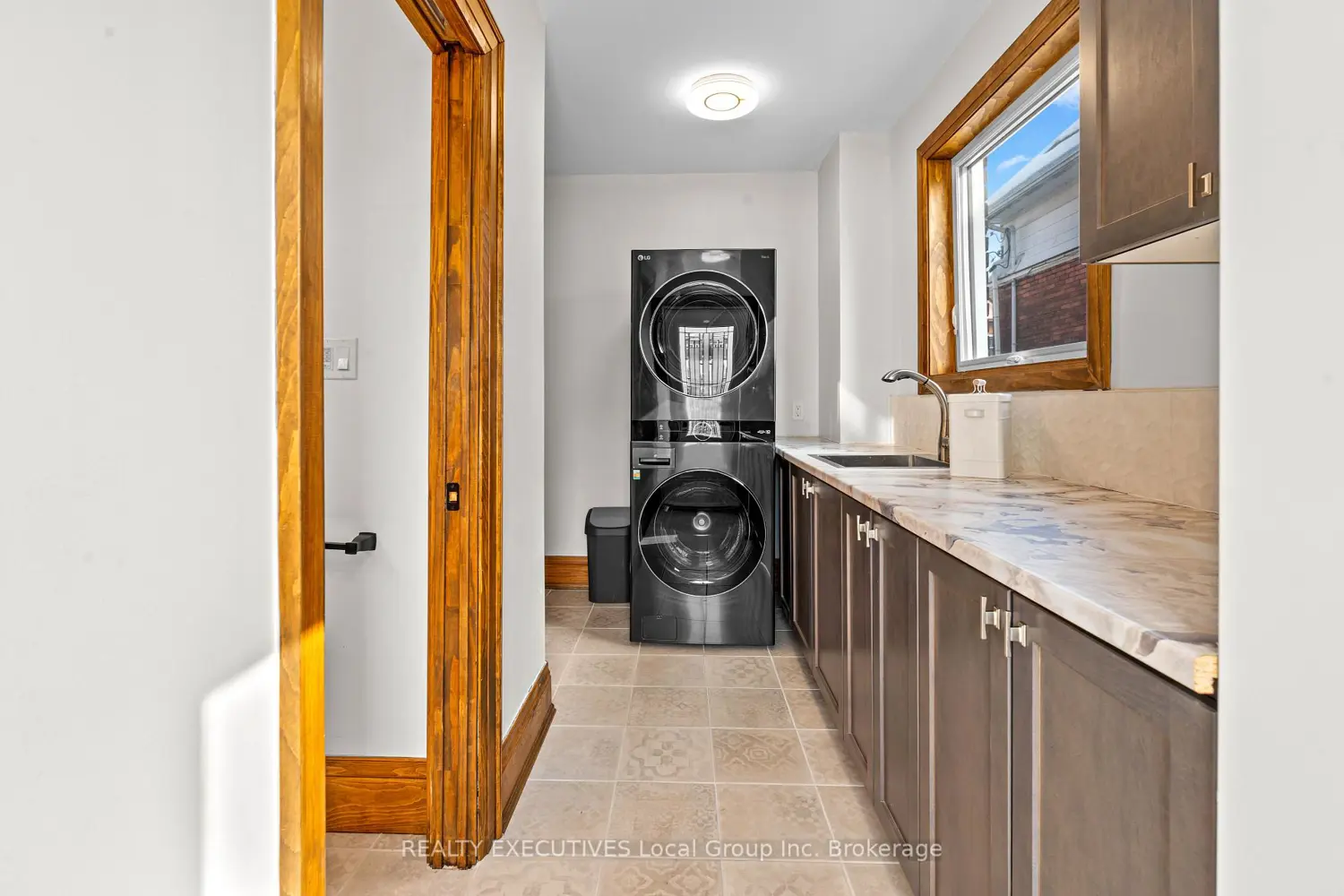 Additional image 10 of 537 Copeland Street