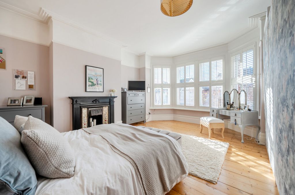 Additional image 7 of 4 bed semi-detached house for saleThornbury Avenue, Shirley, Southampton, Hampshire SO15