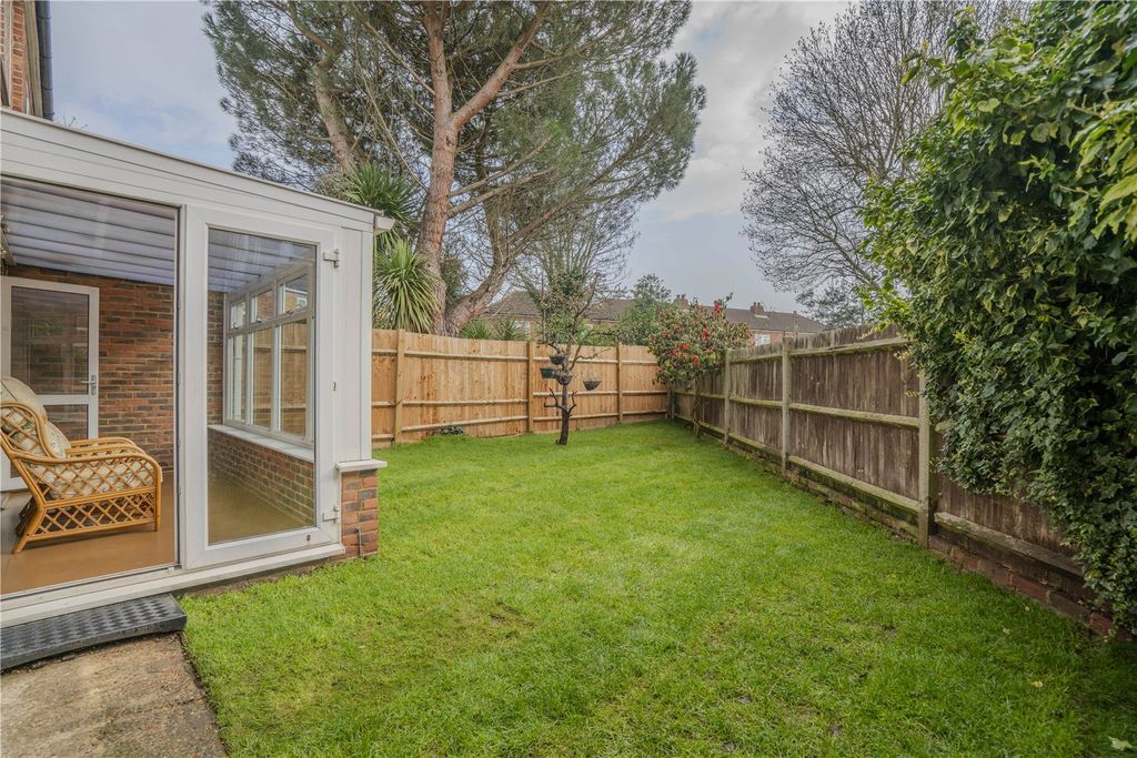 Additional image 11 of 3 bed semi-detached house for saleMaguire Drive, Richmond TW10