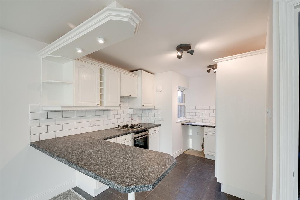 Additional image 8 of 2 bed flat for saleWhite Hart Road, Portsmouth PO1
