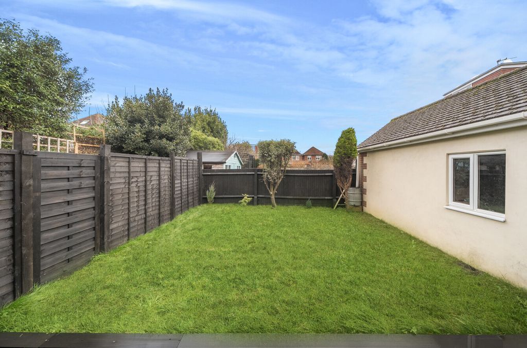 Additional image 15 of 4 bed semi-detached house for saleHarland Crescent, Upper Shirley, Southampton, Hampshire SO15