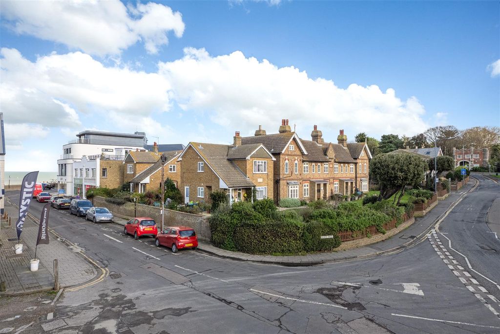 Additional image 7 of 2 bed flat for saleBeach Walk, Whitstable CT5