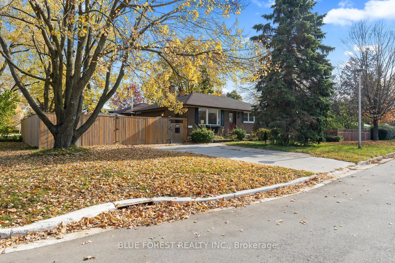 Additional image 3 of 106 Laurentian Drive
