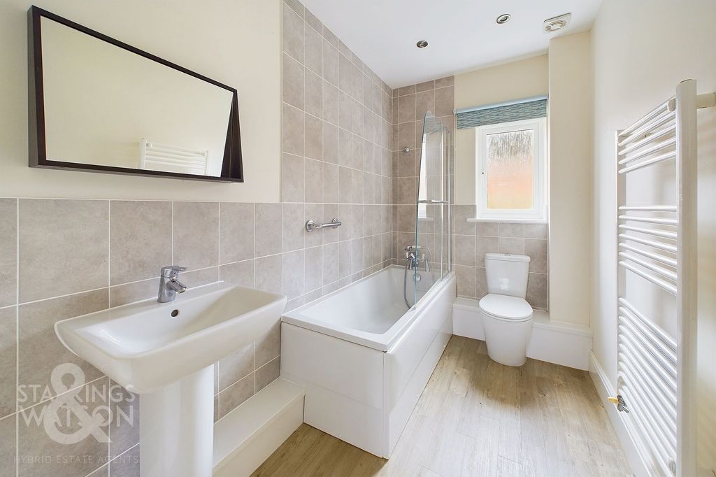 Additional image 20 of 3 bed detached bungalow for saleSomme Close, Wymondham NR18