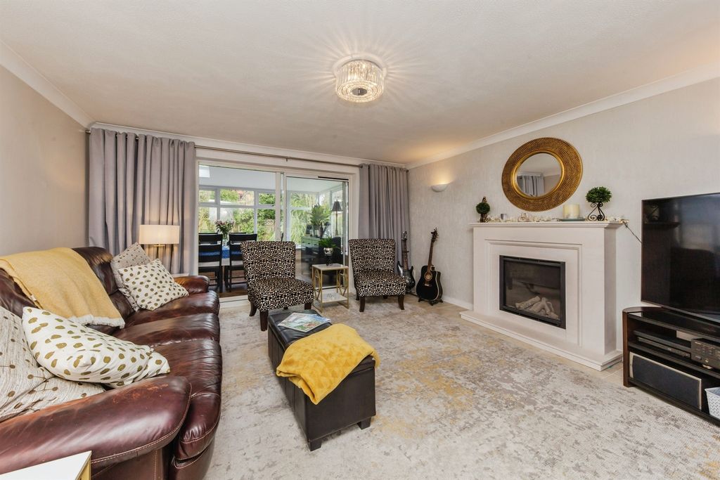 Additional image 3 of 4 bed detached house for saleFarriers Way, Winsford CW7