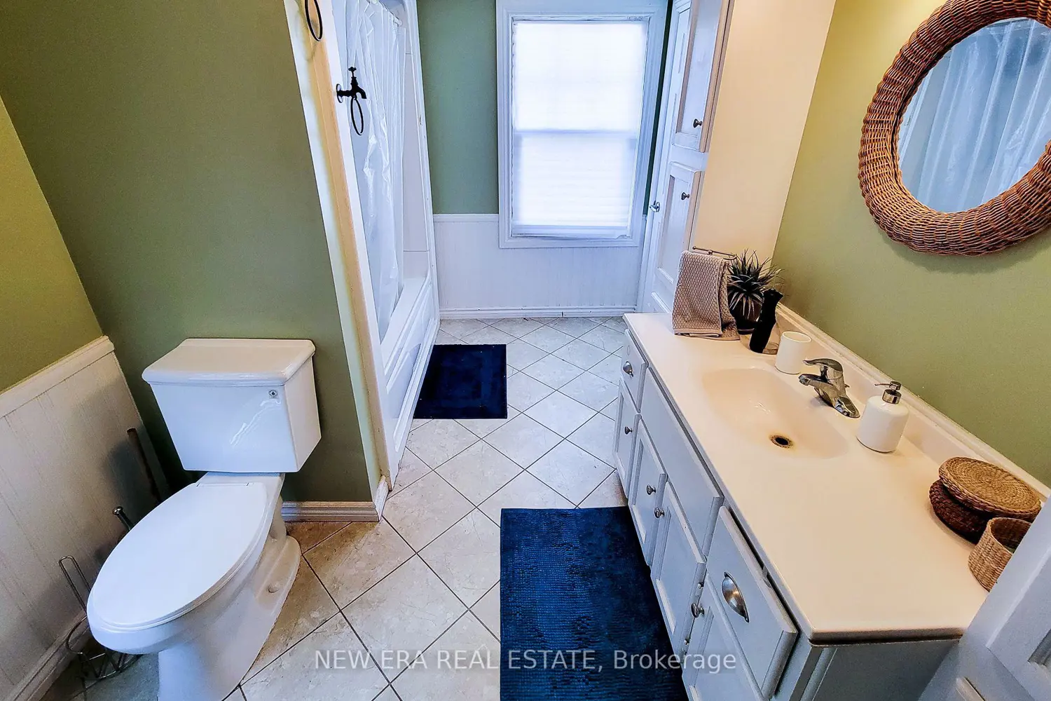 Additional image 16 of 54 Eighth Avenue